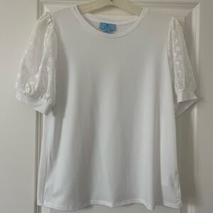 White Lace Sleeve Top EUC size S